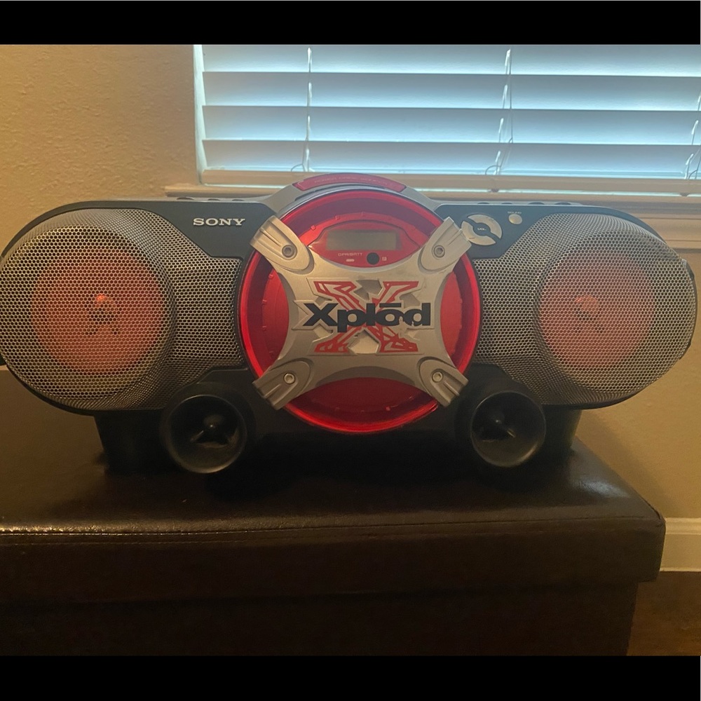 Sony CFD-G50 CD/Radio/Cassette Boombox